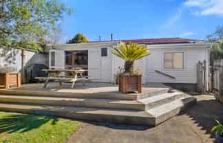 1 Queens Road, Glen Avon