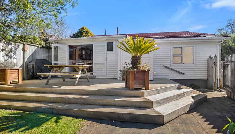 1 Queens Road, Glen Avon