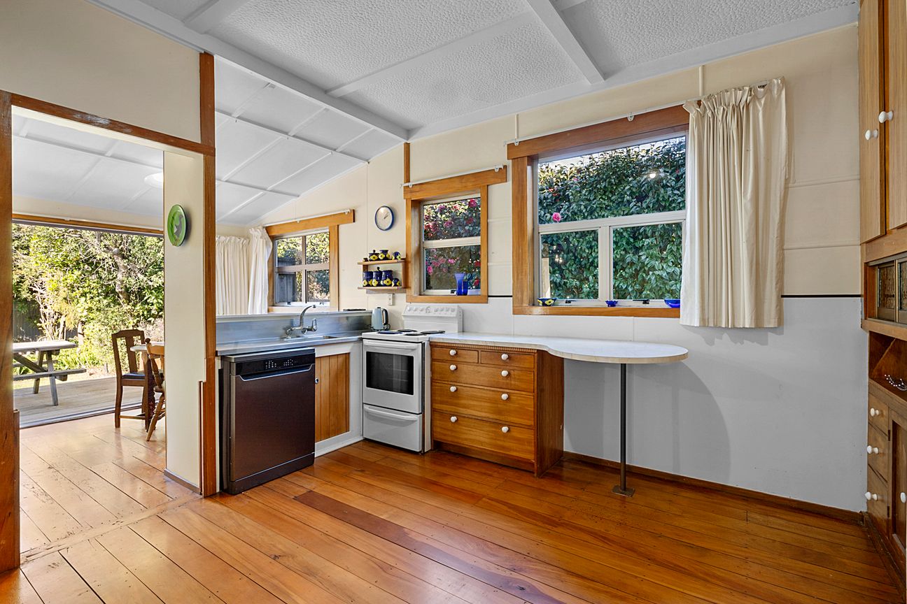 SO MANY OPTIONS AT 1 QUEENS ROAD! - Meer