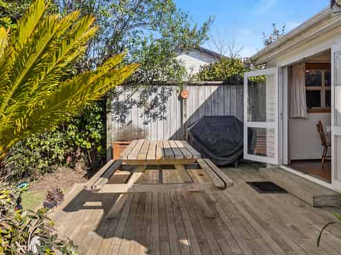 1 Queens Road, Glen Avon