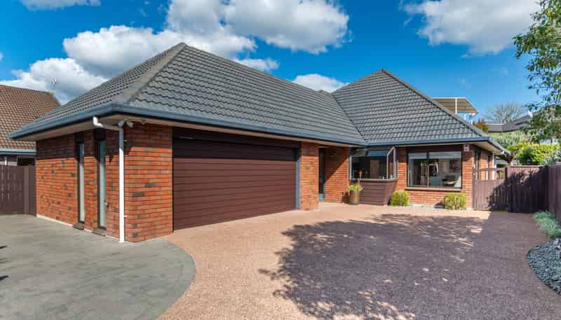 10b Miro Road, Greenlane