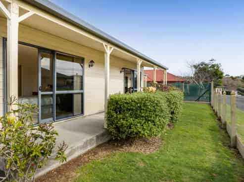 106 Smart Road, Glen Avon