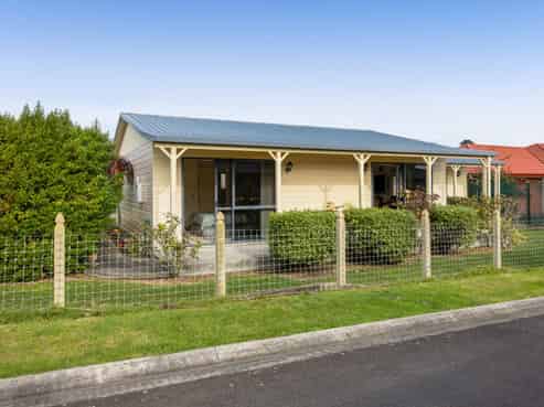 106 Smart Road, Glen Avon