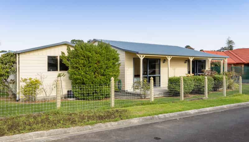 106 Smart Road, Glen Avon