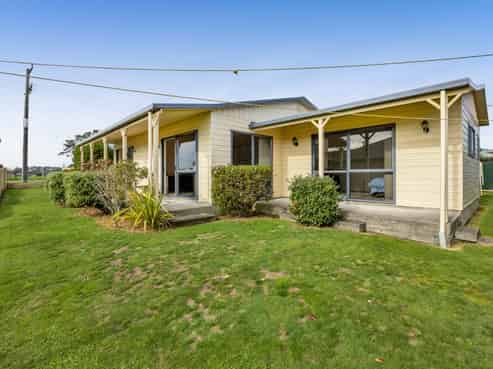 106 Smart Road, Glen Avon