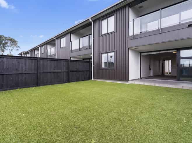 1H/4045 Great North Road, Glen Eden
