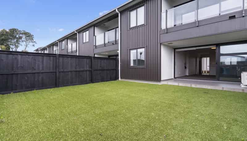 1H/4045 Great North Road, Glen Eden