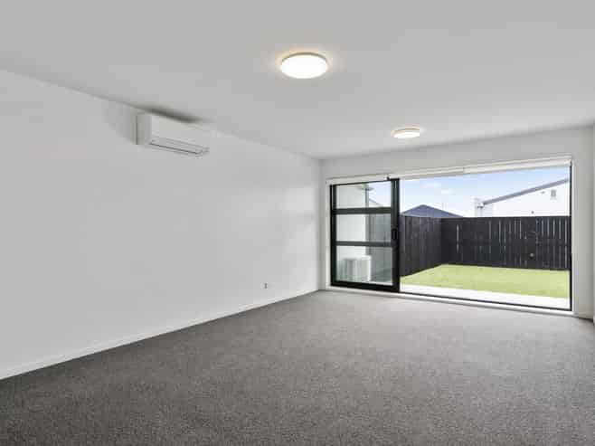 1H/4045 Great North Road, Glen Eden