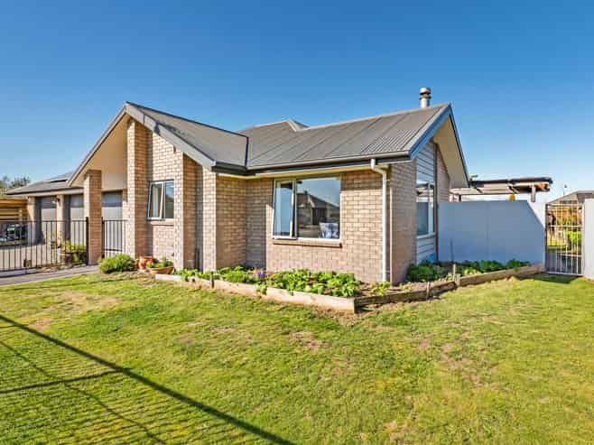12 Fibonacci Way, LEESTON