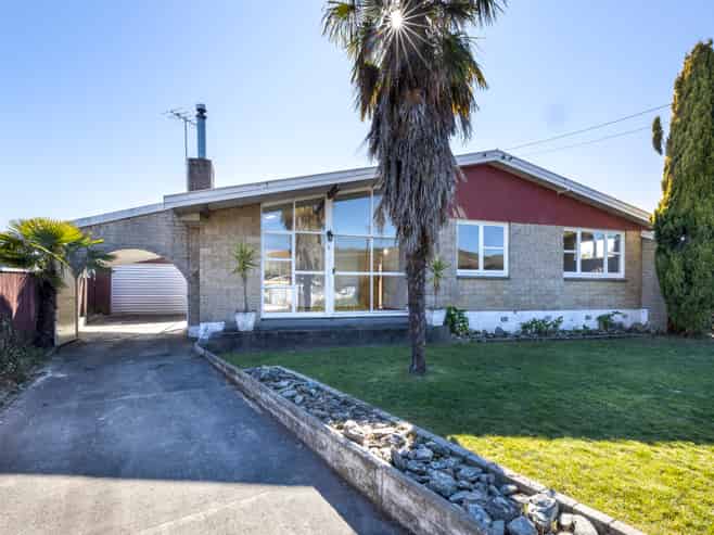6 Eva Crescent, Witherlea