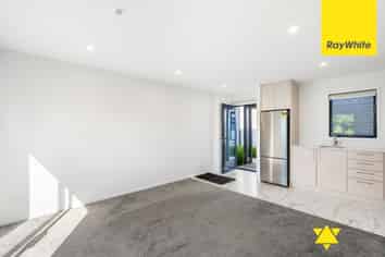 10/81 Kervil Avenue, Te Atatu Peninsula