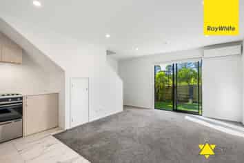 10/81 Kervil Avenue, Te Atatu Peninsula