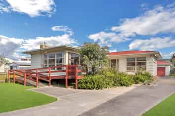 4 Thomas Road, Mangere