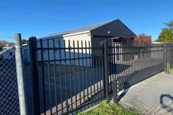Storage Units and Offices