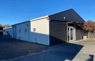Storage Units and Offices