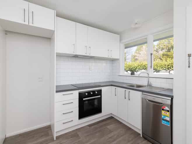 2/83 Cranford Street, Saint Albans