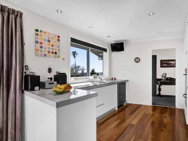 78 Queens Road, Glen Avon