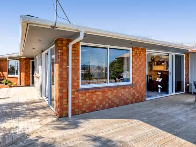78 Queens Road, Glen Avon