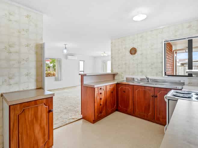 28B Second Avenue, Avenues