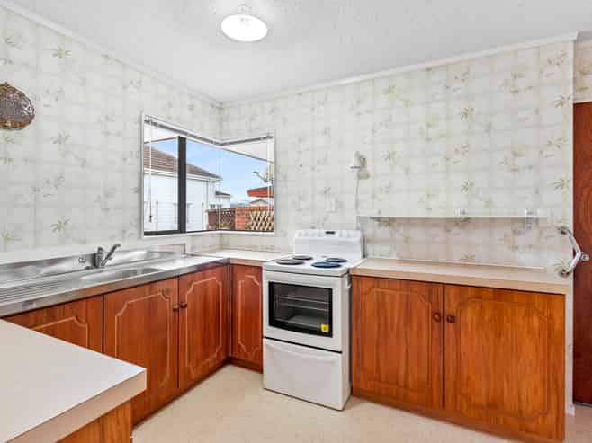 28B Second Avenue, Avenues