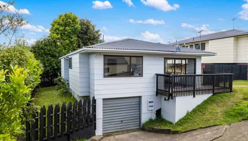 2/10b Rayma Place, Mount Wellington