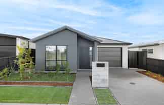 67 Empire Crescent, Papamoa