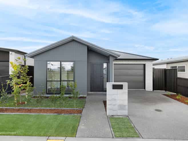 67 Empire Crescent, Papamoa
