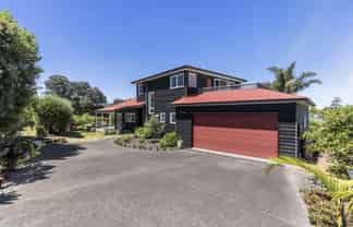 13 Coutts Road, Pauanui