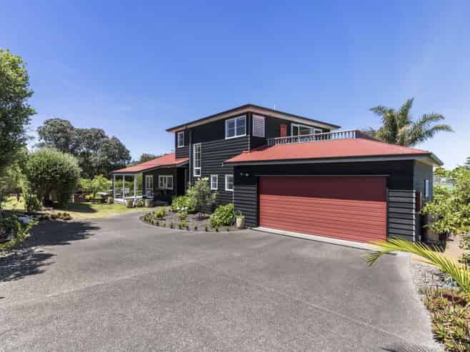 13 Coutts Road, Pauanui
