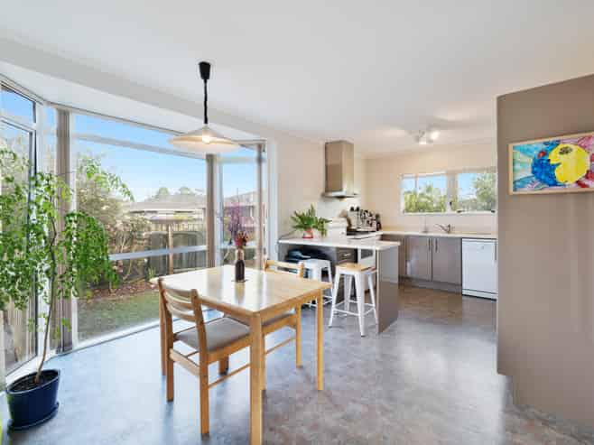 2/73 Vintage Drive, Henderson