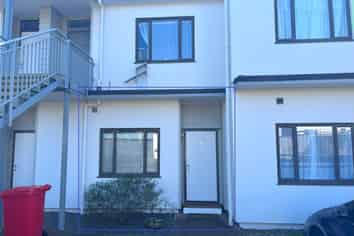 81/92 Bush Road, Albany