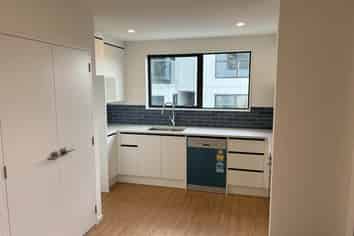 4/4 Waitaki Street, Henderson