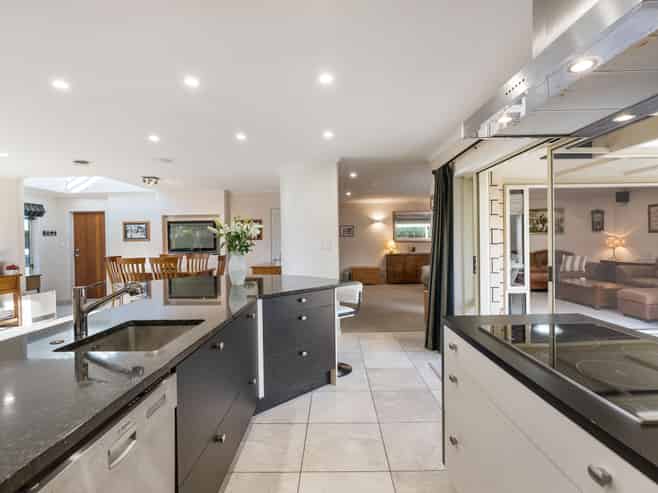 6 Rota Close, Papamoa