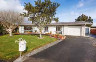 3 Dalzien Place, Feilding