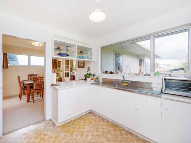 3 Dalzien Place, Feilding