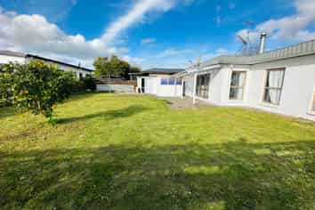 13 Park Estate Road, Rosehill