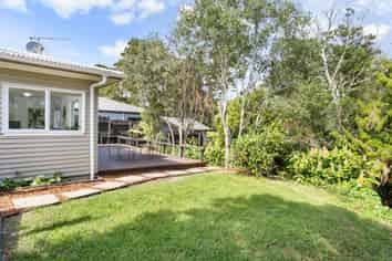 133A Atkinson Road, Titirangi