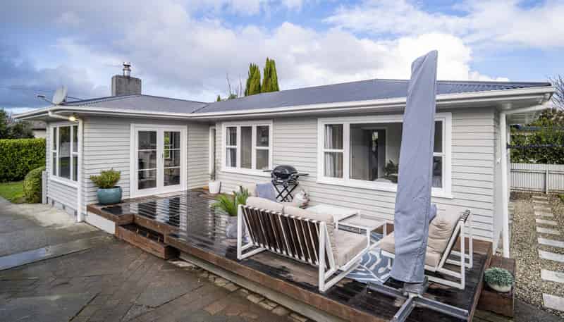 15 Lipscombe Crescent, Havelock North