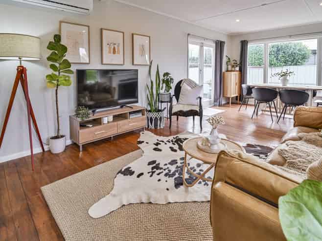 15 Lipscombe Crescent, Havelock North