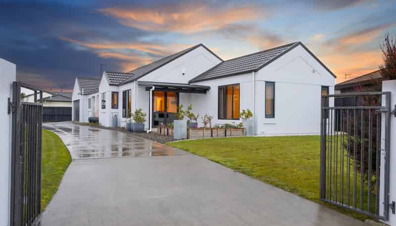 77 Meridian Grove, Kelvin Grove