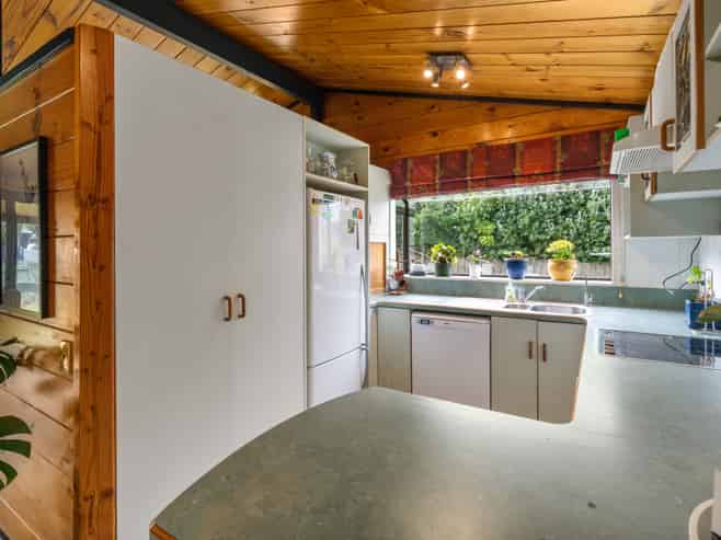 27 Charles Street, LEVIN