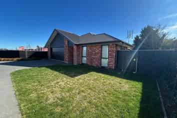 27 Collisson St, Leeston