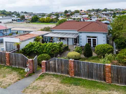 22 Hobbs Street, Waimataitai