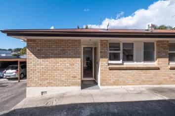 63A Sixth Avenue, Avenues