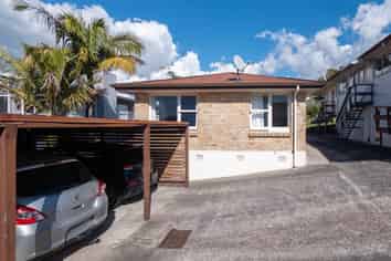 63A Sixth Avenue, Avenues