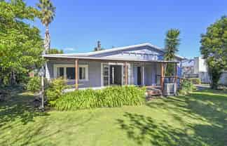 6 Railway Road, Whakatu