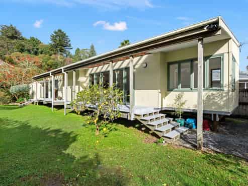 62 Ewing Road, Riverside