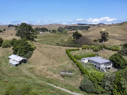 1075 Te Akau Road, Te Akau