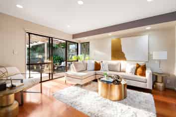 2/8 Antrim Grove, Bayview
