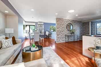 2/8 Antrim Grove, Bayview